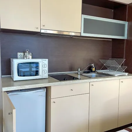 Sea View - Апартаменты *