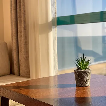 Sea View - Апартаменты *